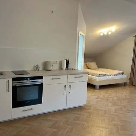 Apartman Zwischenstopp & Wohlfuehlen - Neubau-apartment Mit Parkplatz & Kueche Efringen-Kirchen